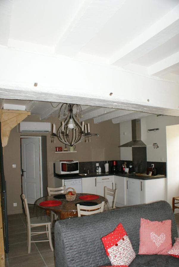 La Chaine Saint-Jean-du-Bois Eksteriør bilde